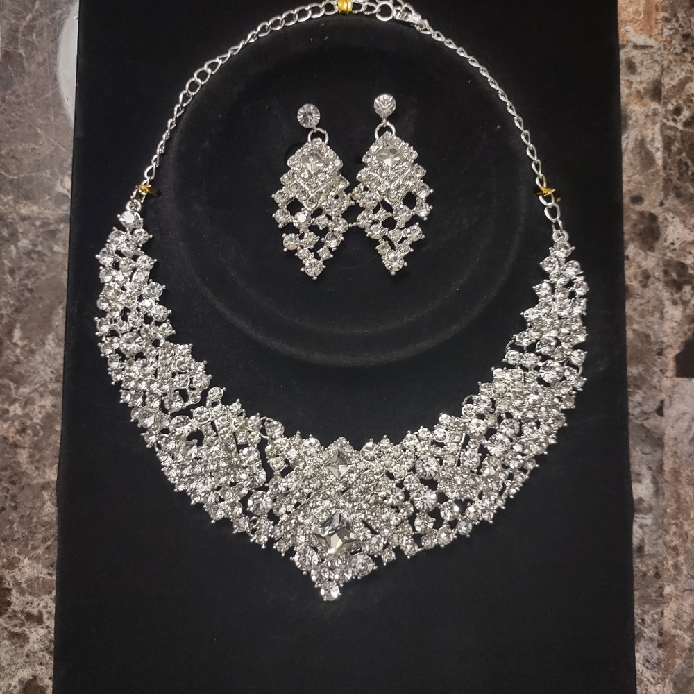 Necklace set for Wedding